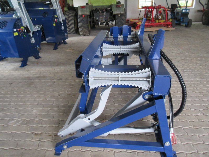 Tajfun DM 2000