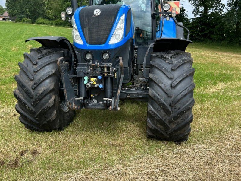 New Holland T7.230AC