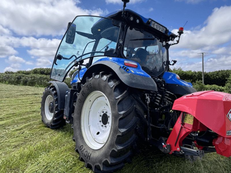 New Holland T6.145 ELECTRO COMMAND