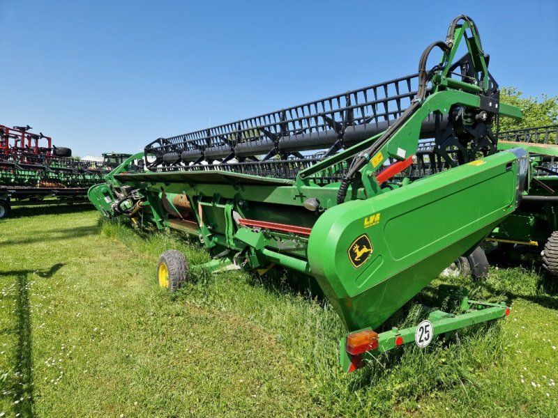 John Deere 730PF mit Wagen