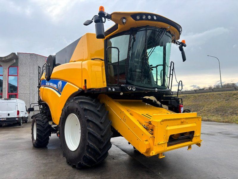 New Holland CX 7.80