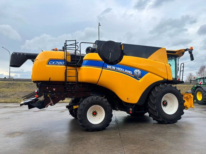 New Holland CX 7.80