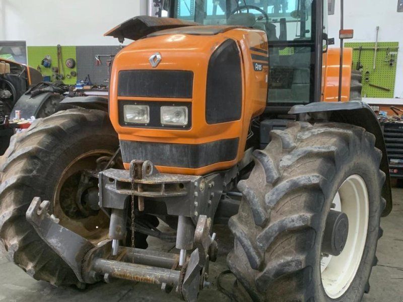 Renault Ares 715