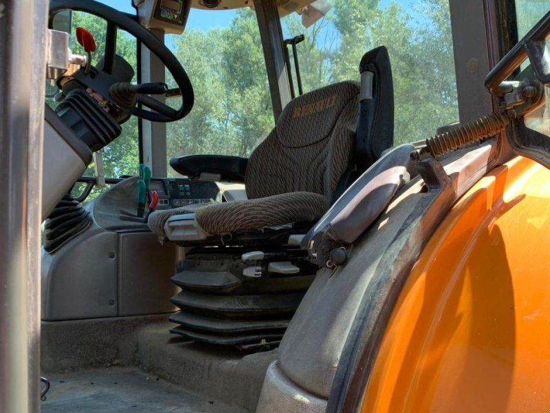 Renault Ares 715