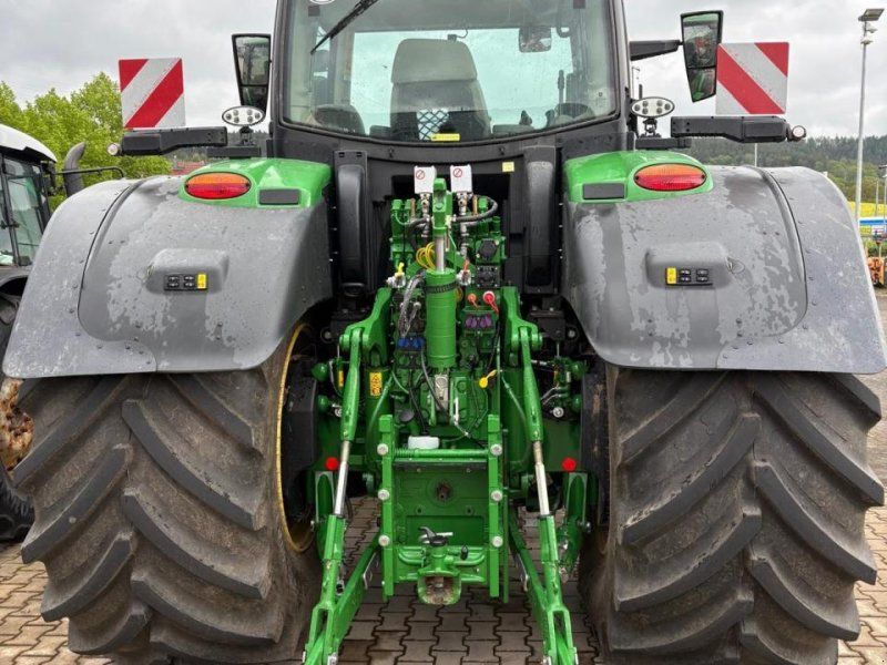 John Deere 6R 250