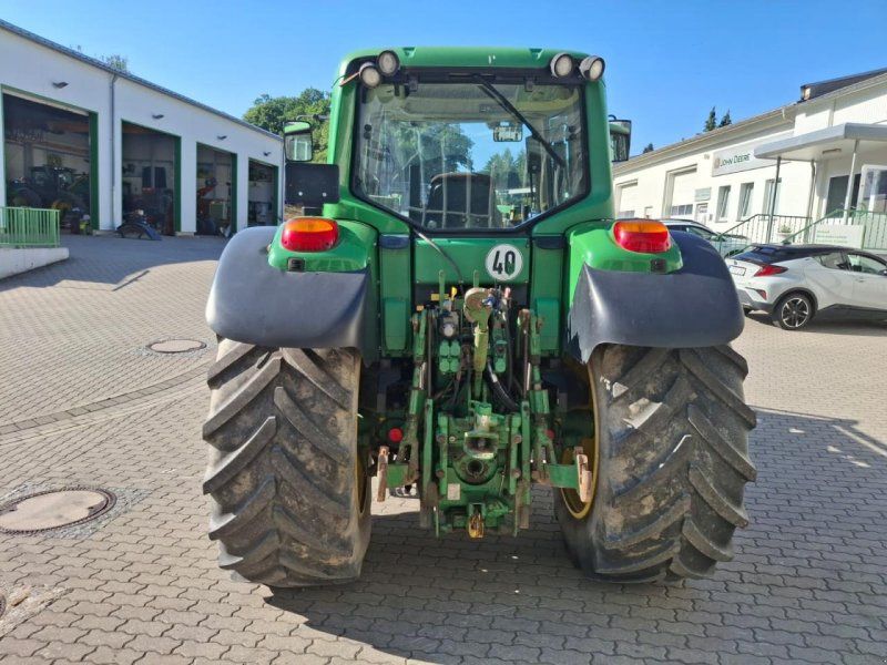 John Deere 6620 m. Frontlader