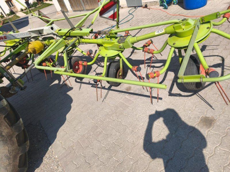 Claas Volto 64
