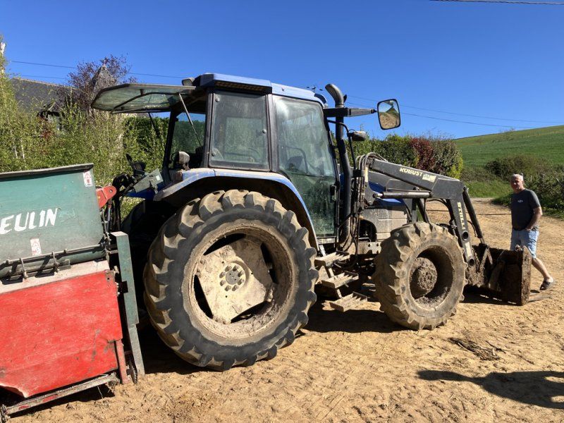 New Holland Ts 100