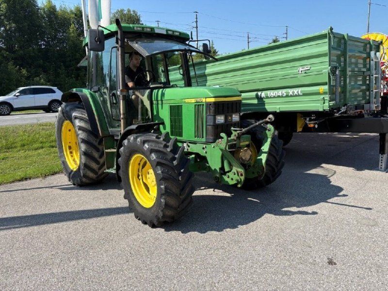 John Deere 6110 SE
