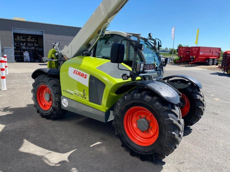 Claas Scorpion 7035 VariPower