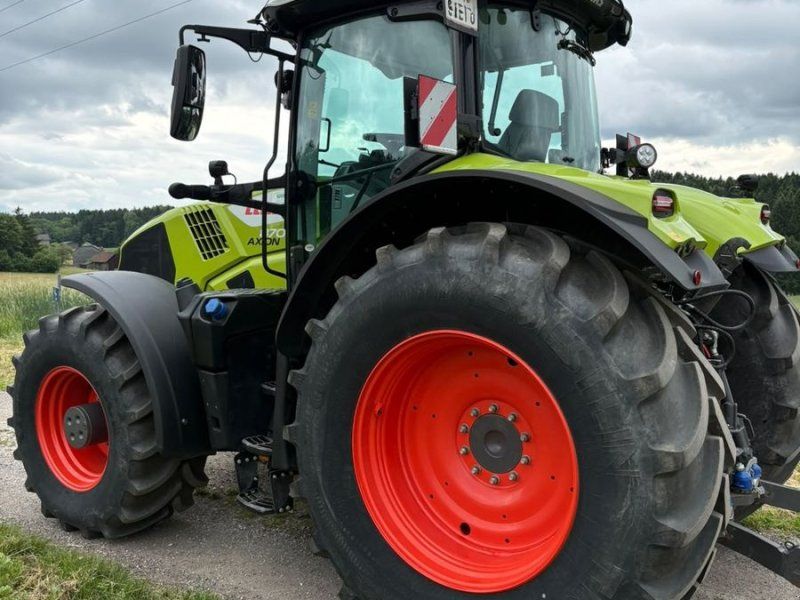 Claas AXION 870 CMATIC er AXION 800