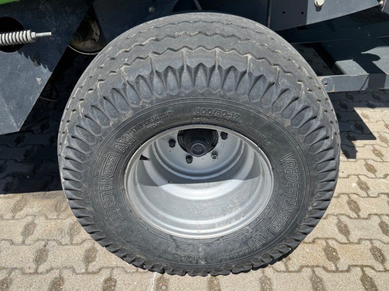 Deutz-Fahr Kuhn Vari Master 590 OC
