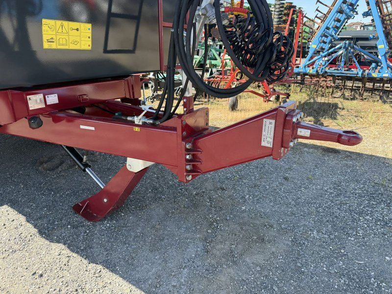 Pronar T 679/2