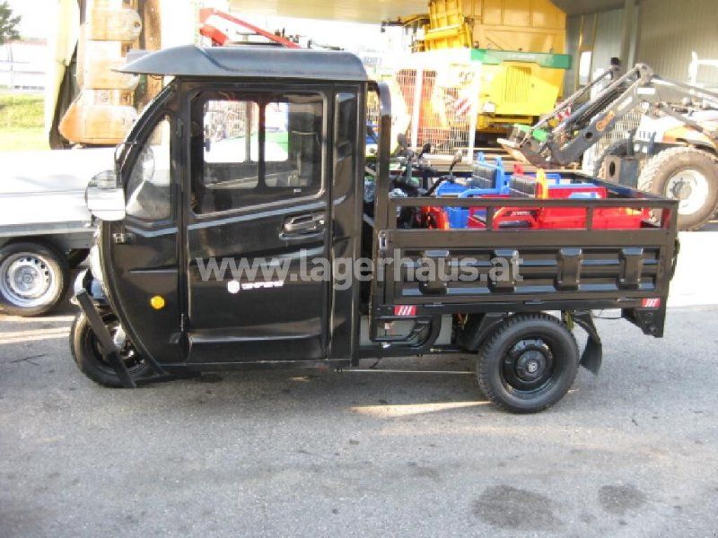 TUK TUK CARGO CAB
