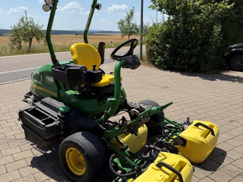 John Deere 2750 E-Cut