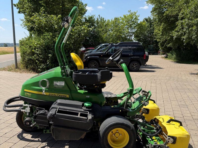 John Deere 2750 E-Cut