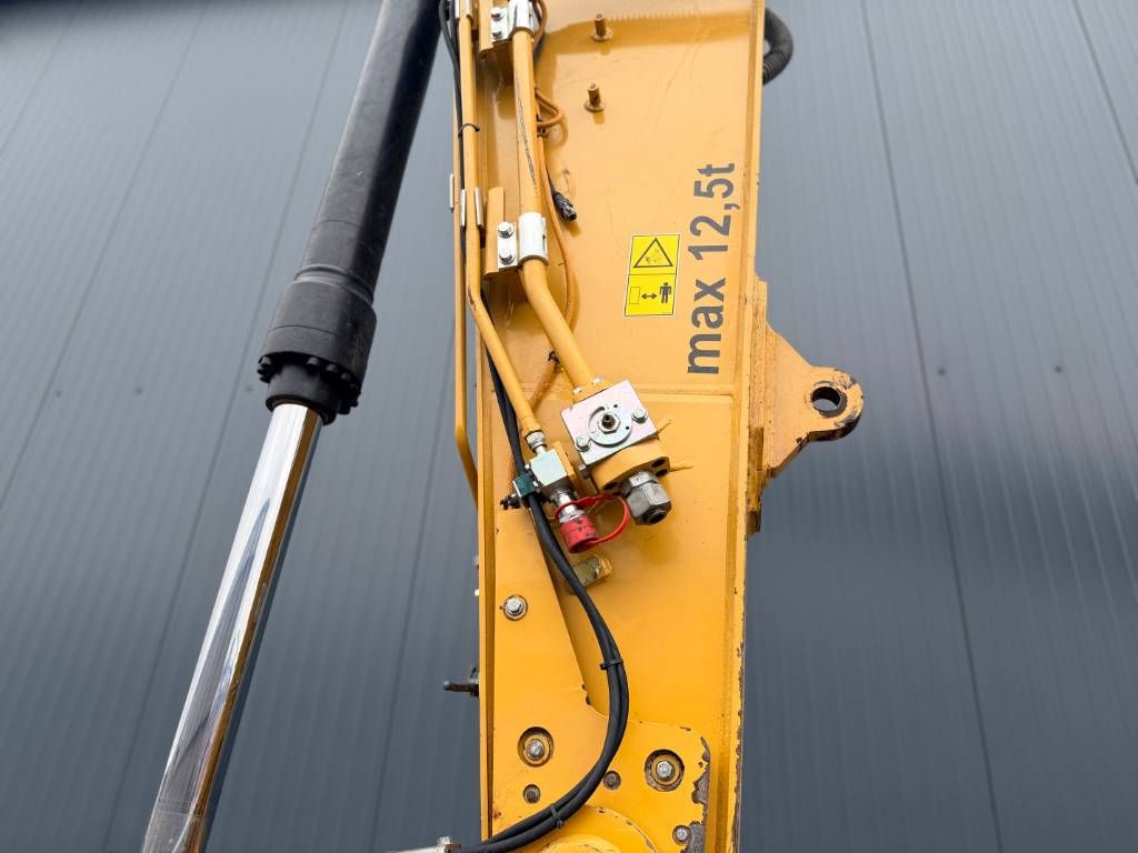 CAT 323 07A