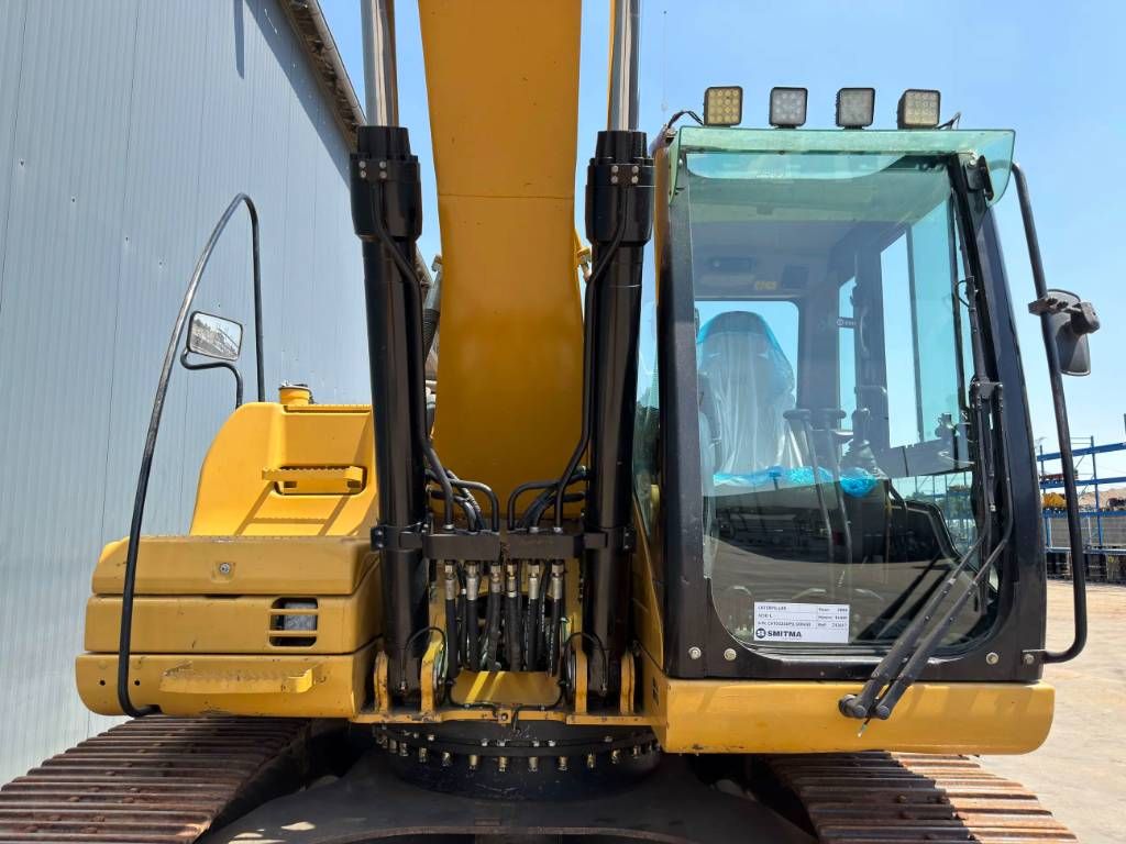 CAT 323D L