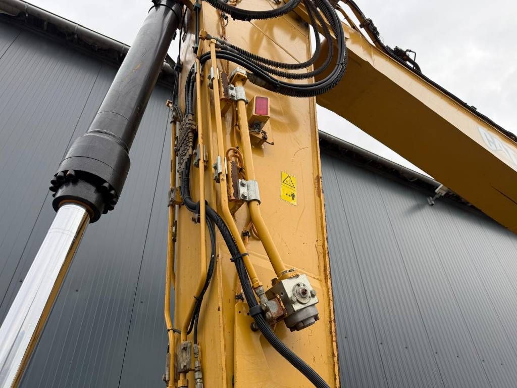 CAT 330 07B