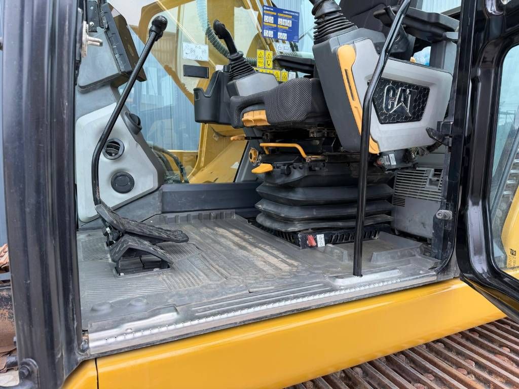 CAT 330 07B