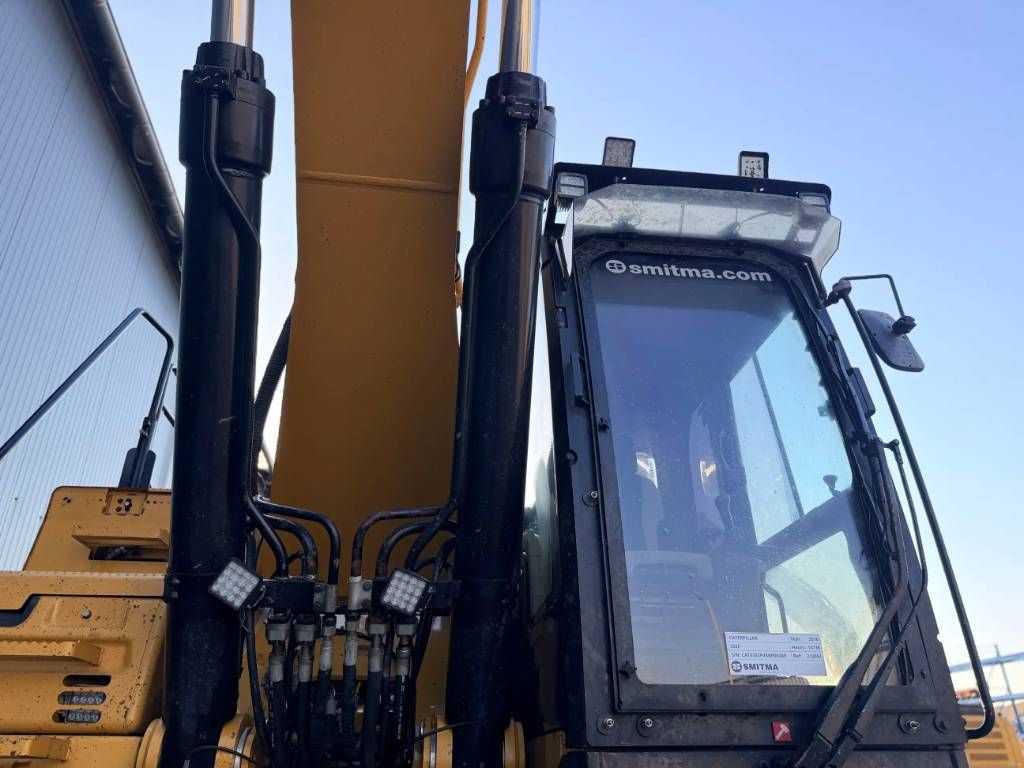 CAT 352F