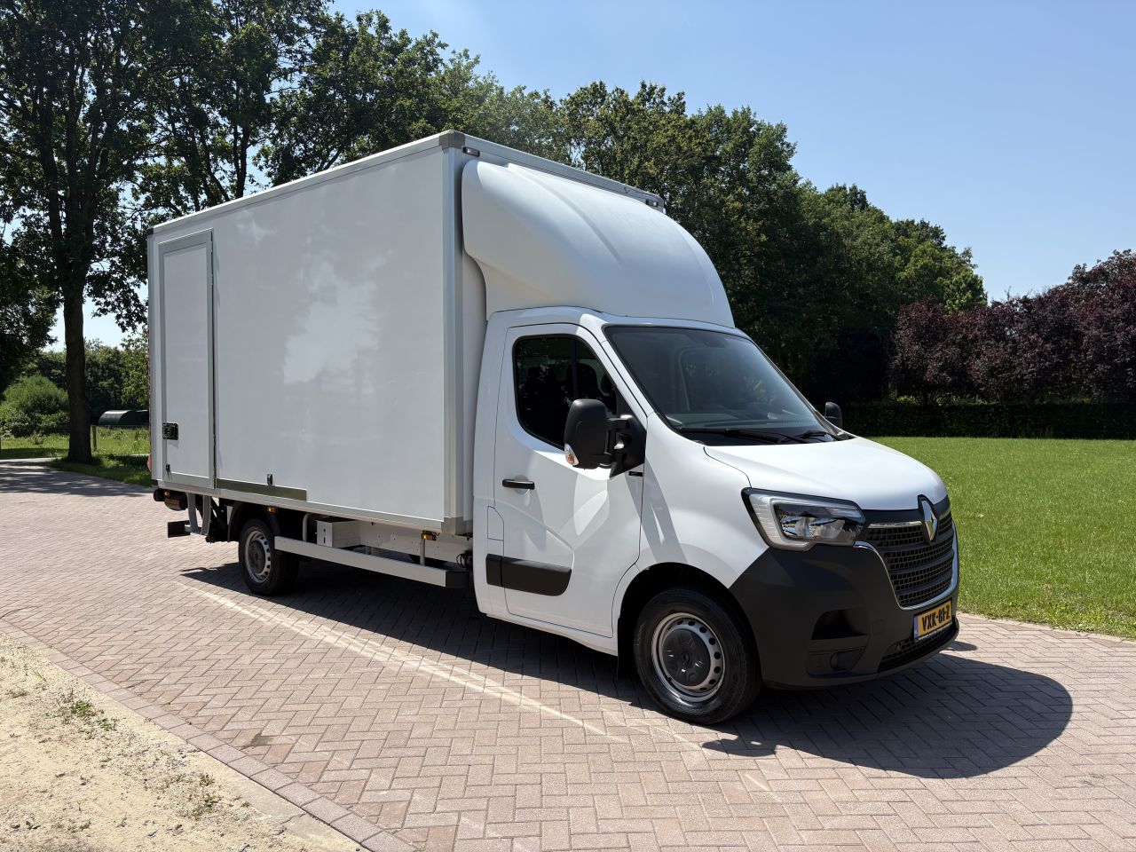 Renault Master Bakwagen laadklep 1000 kg N1 EURO 6