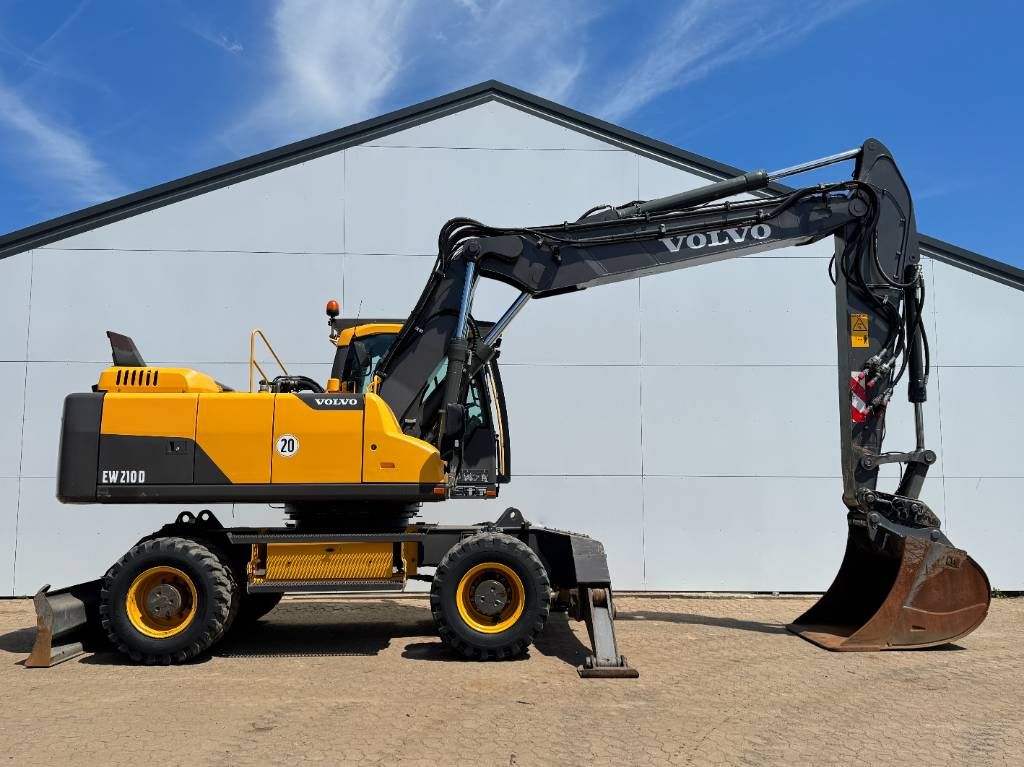 Volvo EW210D - German Machine / Triple Boom