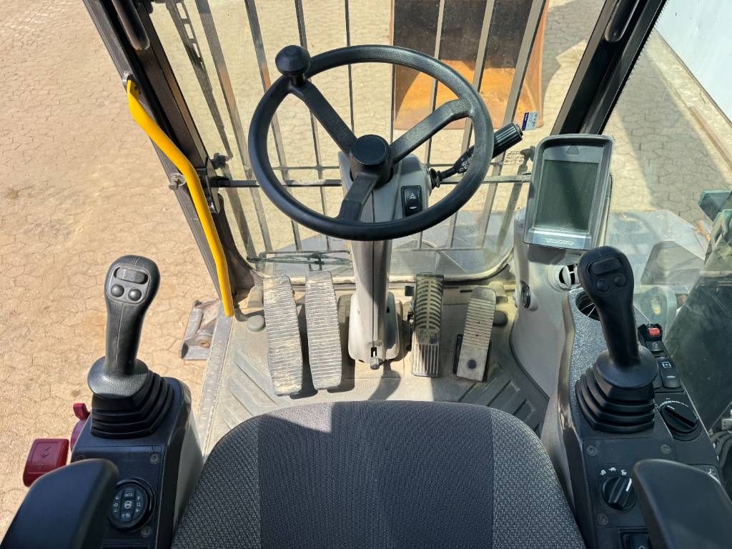Volvo EW210D - German Machine / Triple Boom