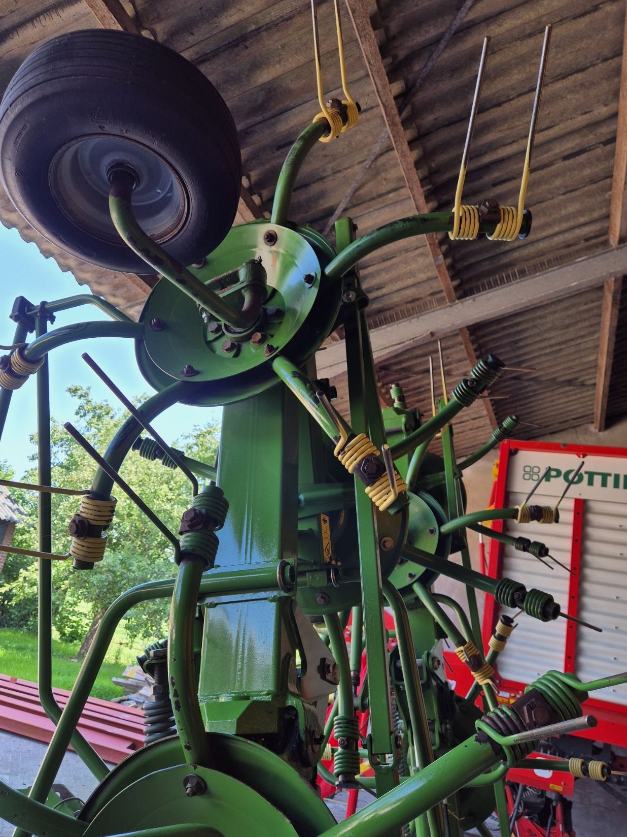 Krone KW8.82 8 elements schudder