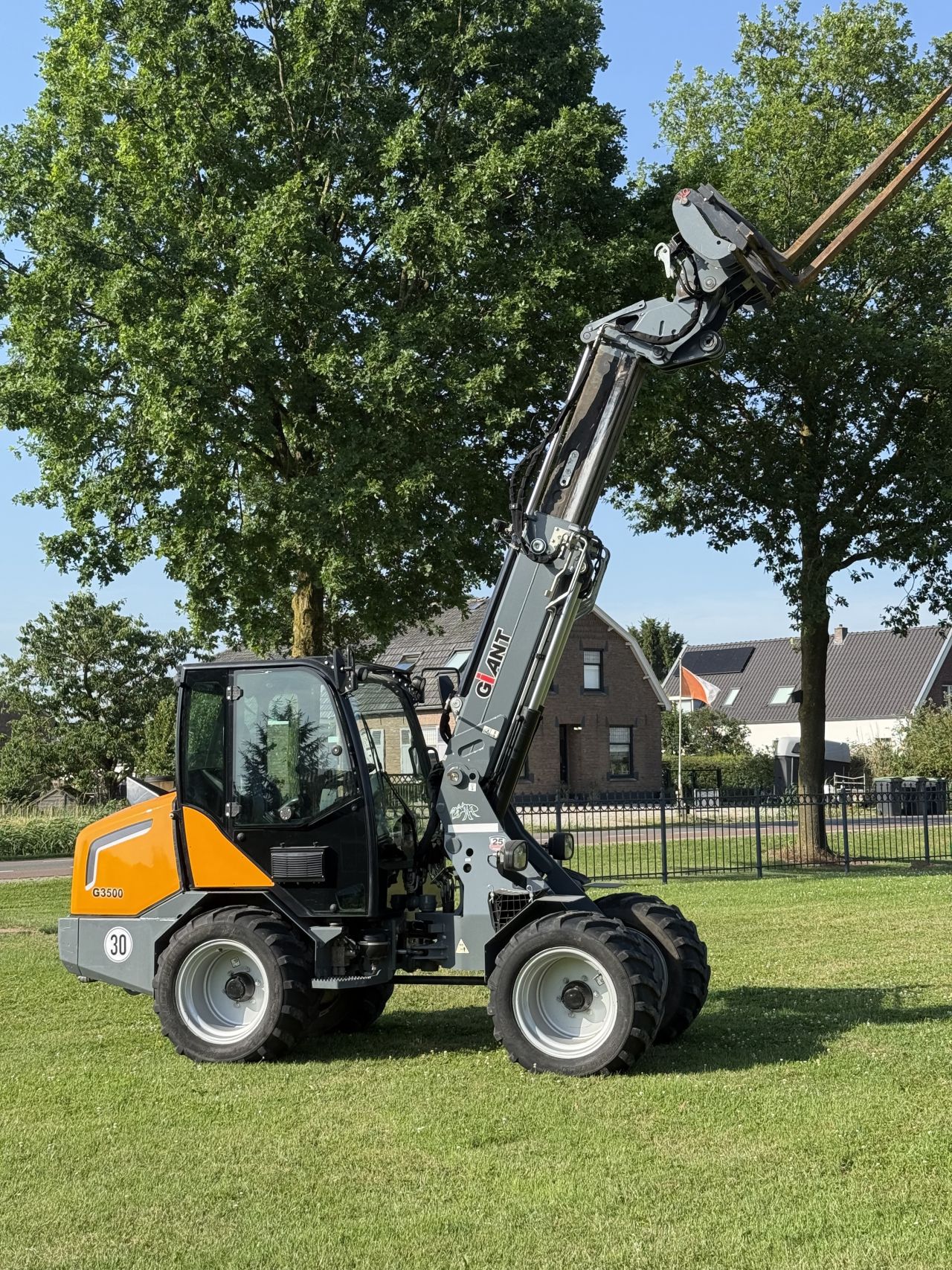 GIANT G3500 TELE | 35 km/u | 1100 uur | Lease mogelijk | Inruil