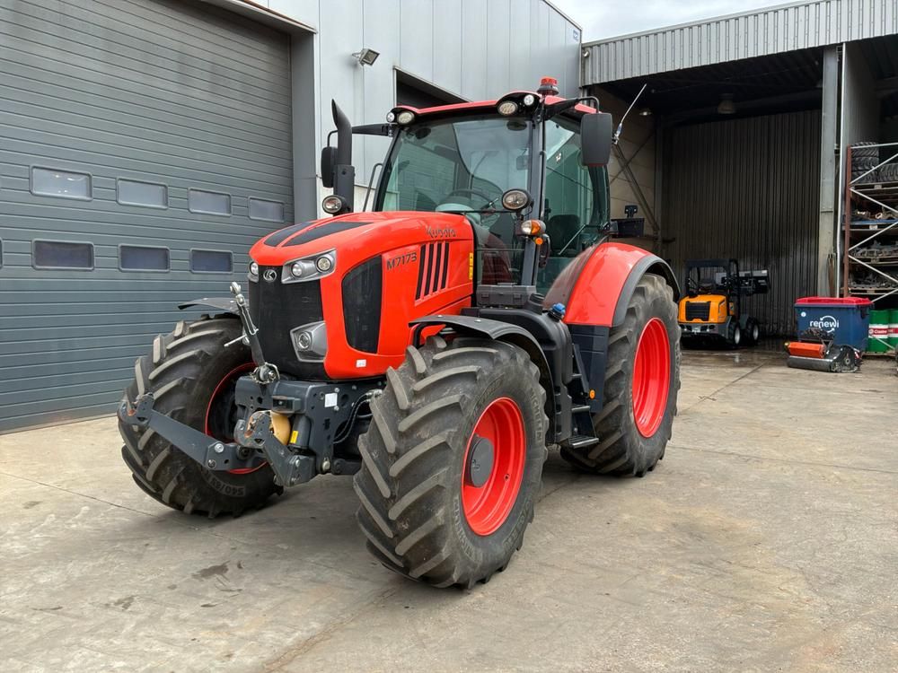 2021 Kubota M7173 Ackerschlepper