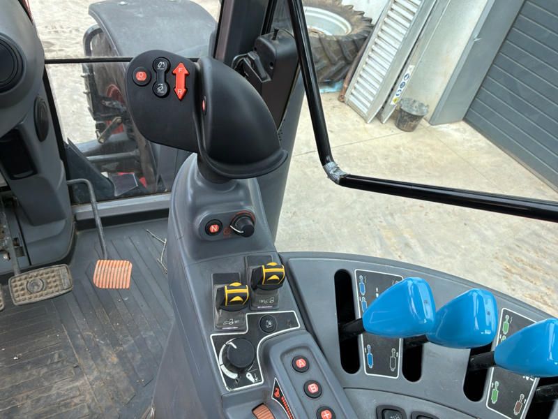 2021 Kubota M7173 Ackerschlepper