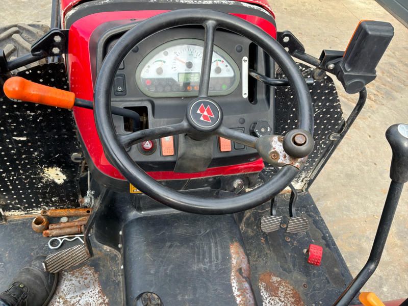 Massey-Ferguson 3635S Ackerschlepper