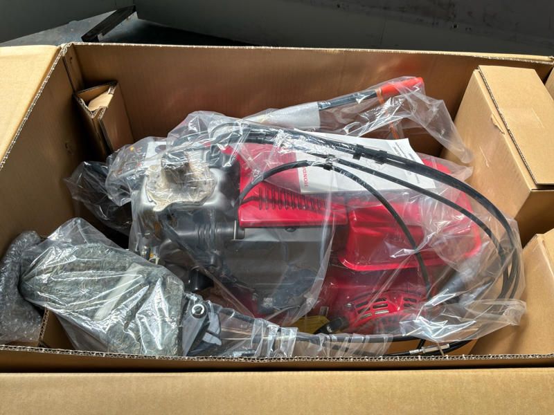 Honda F560 Gartenfräse Multitractor (unbenutzt)