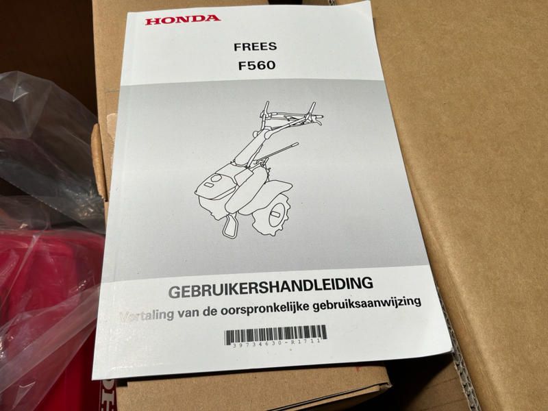 Honda F560 Gartenfräse Multitractor (unbenutzt)
