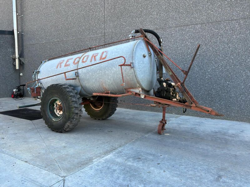 1984 Record V330 Vacuum Manure Tank