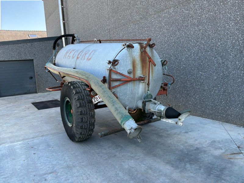 1984 Record V330 Vacuum Manure Tank