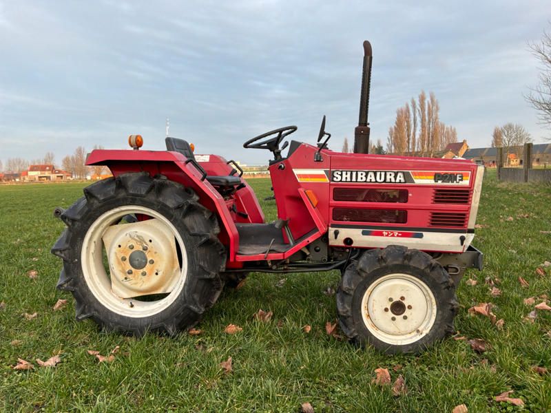 Shibaura P21F Mini-Traktor mit Allradantrieb