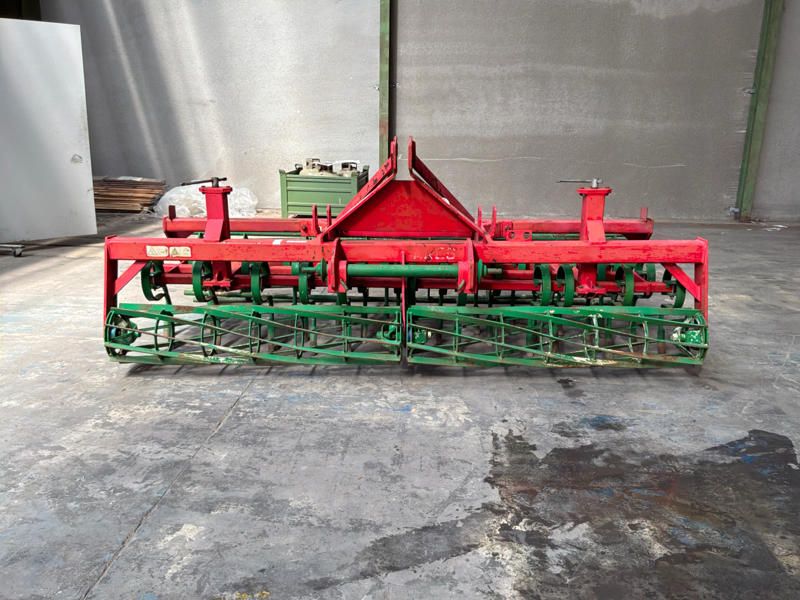Unia U 680 Mounted Cultivator