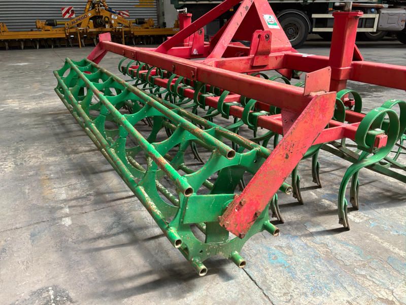 Unia U 680 Mounted Cultivator
