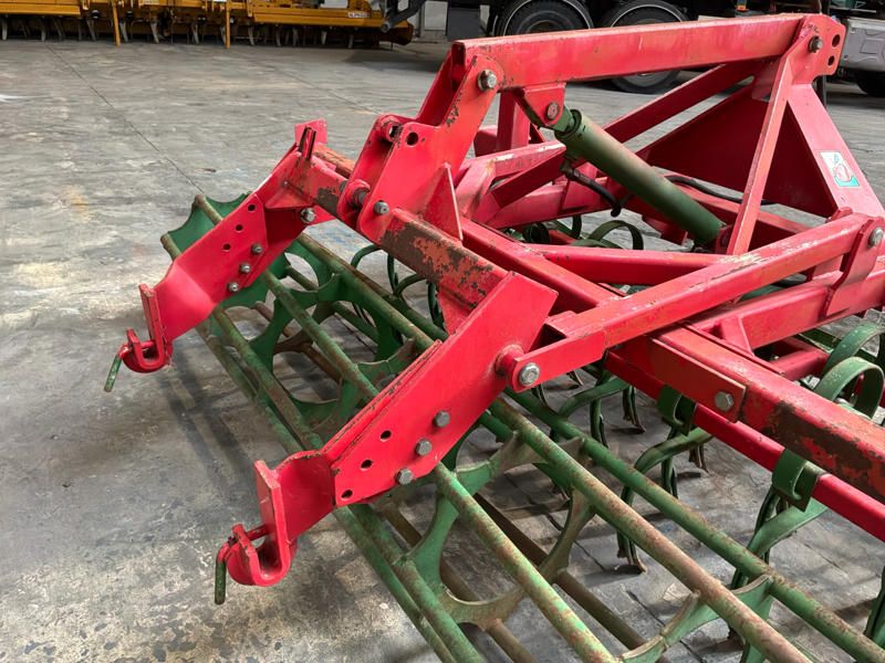 2004 Unia U 680 Mounted Cultivator