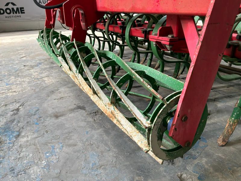2004 Unia U 680 Mounted Cultivator
