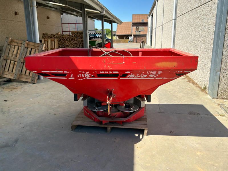 1994 Kuhn MUS 221 Getragener Dungstreuer