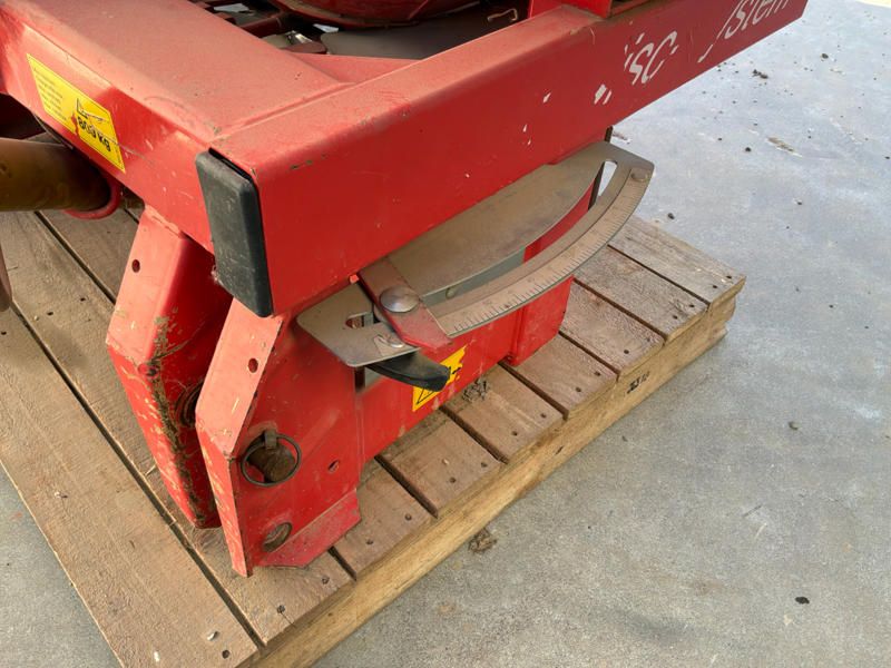 1994 Kuhn MUS 221 Getragener Dungstreuer