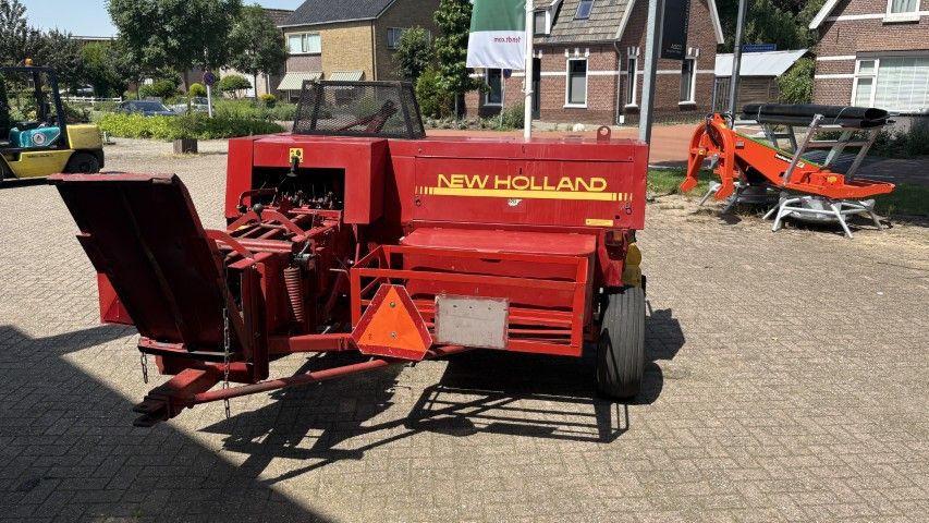 New Holland 570 balenpers