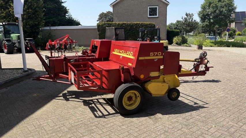 New Holland 570 balenpers