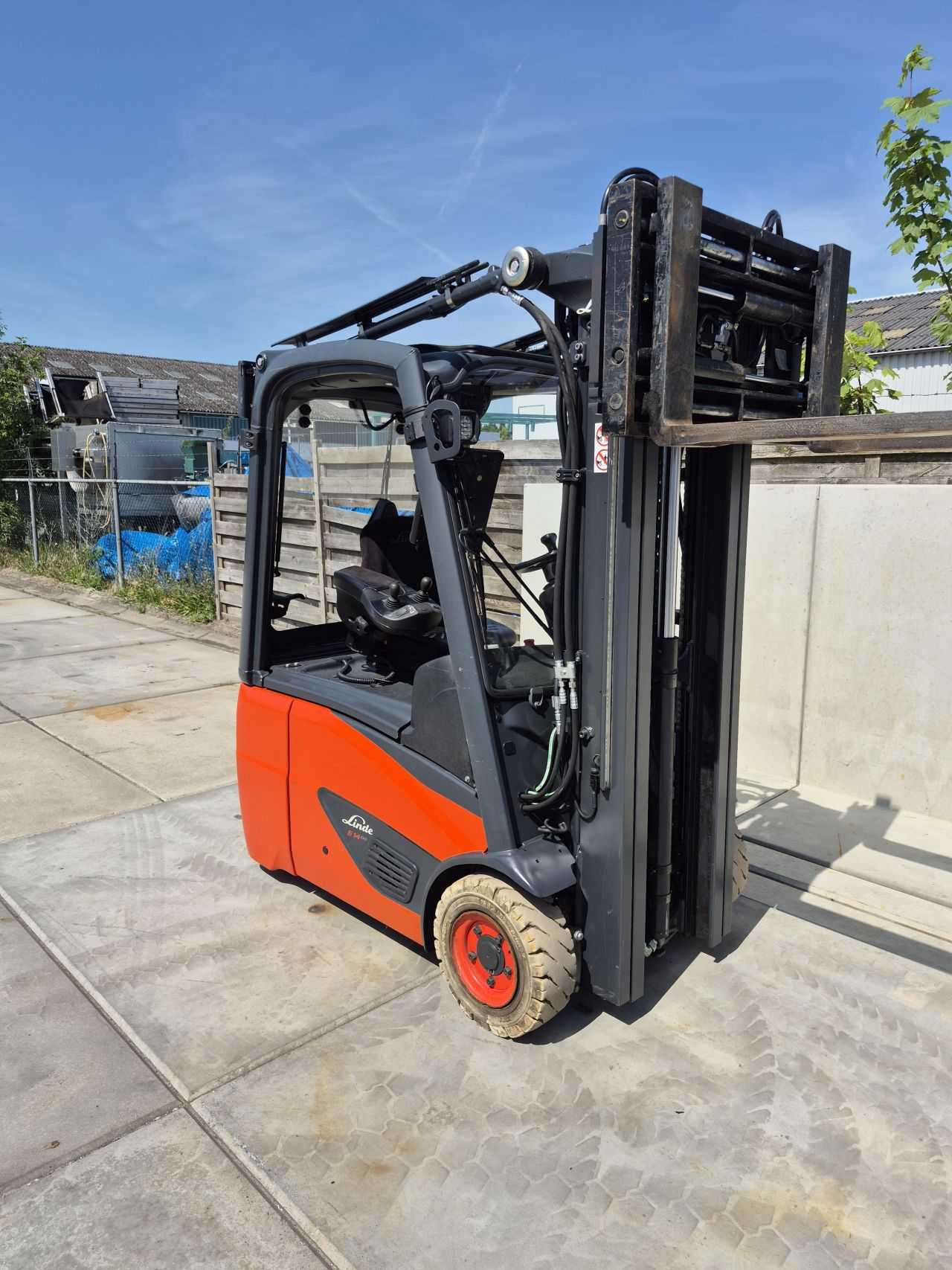 Linde E14-02 triplex sideshift vorkversteller bj 2019