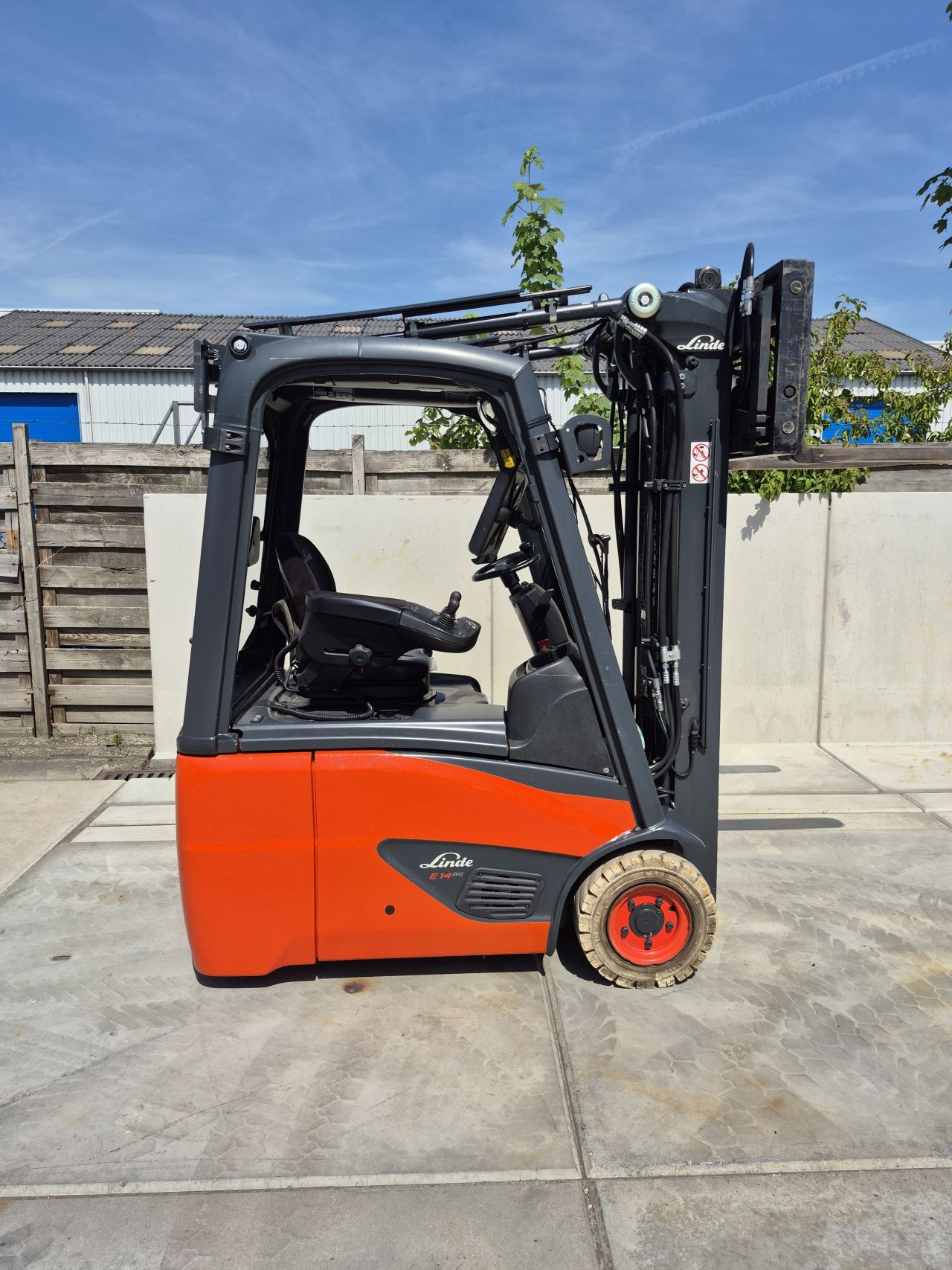 Linde E14-02 triplex sideshift vorkversteller bj 2019