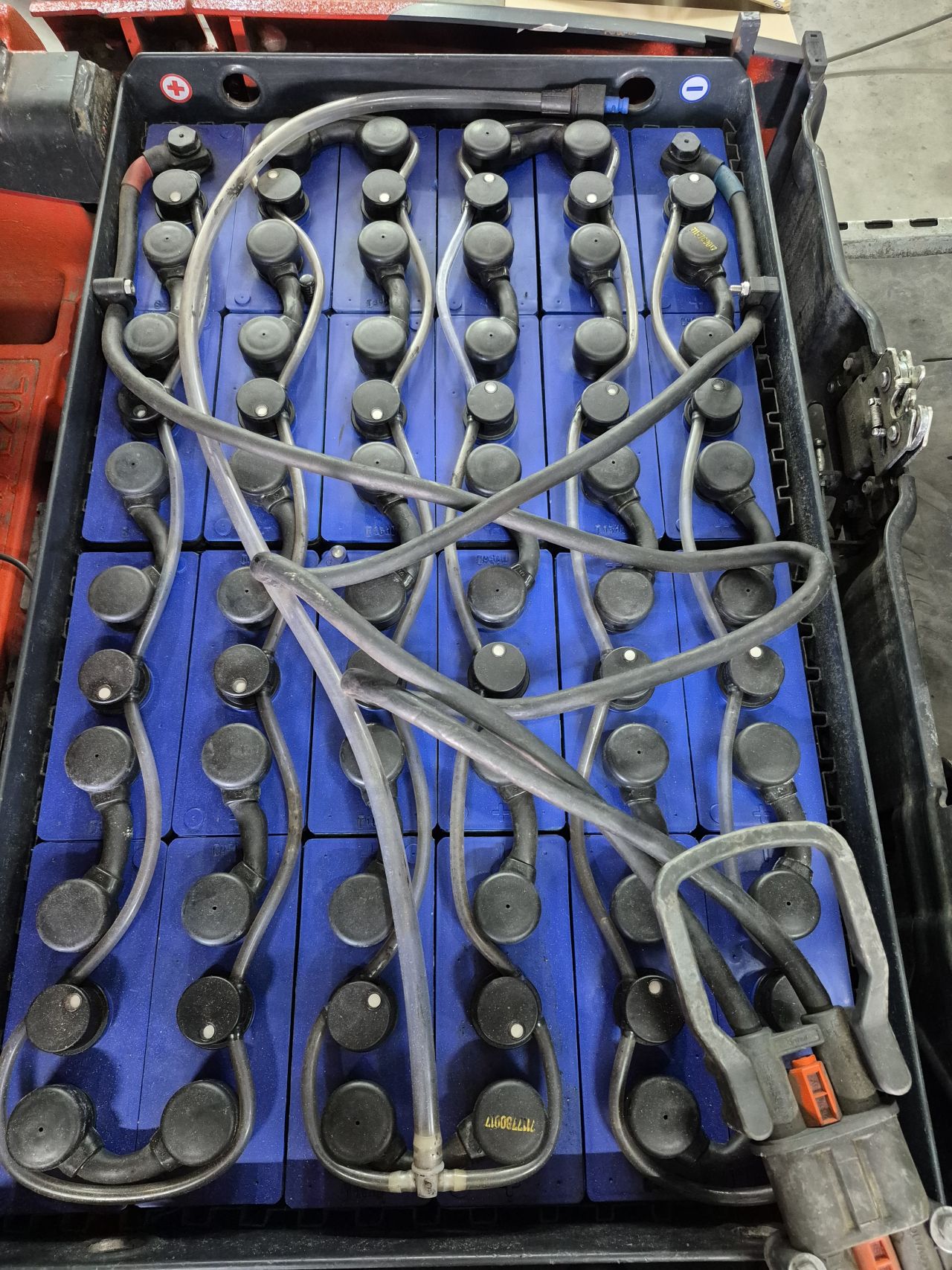 Linde E14-02 triplex sideshift vorkversteller bj 2019