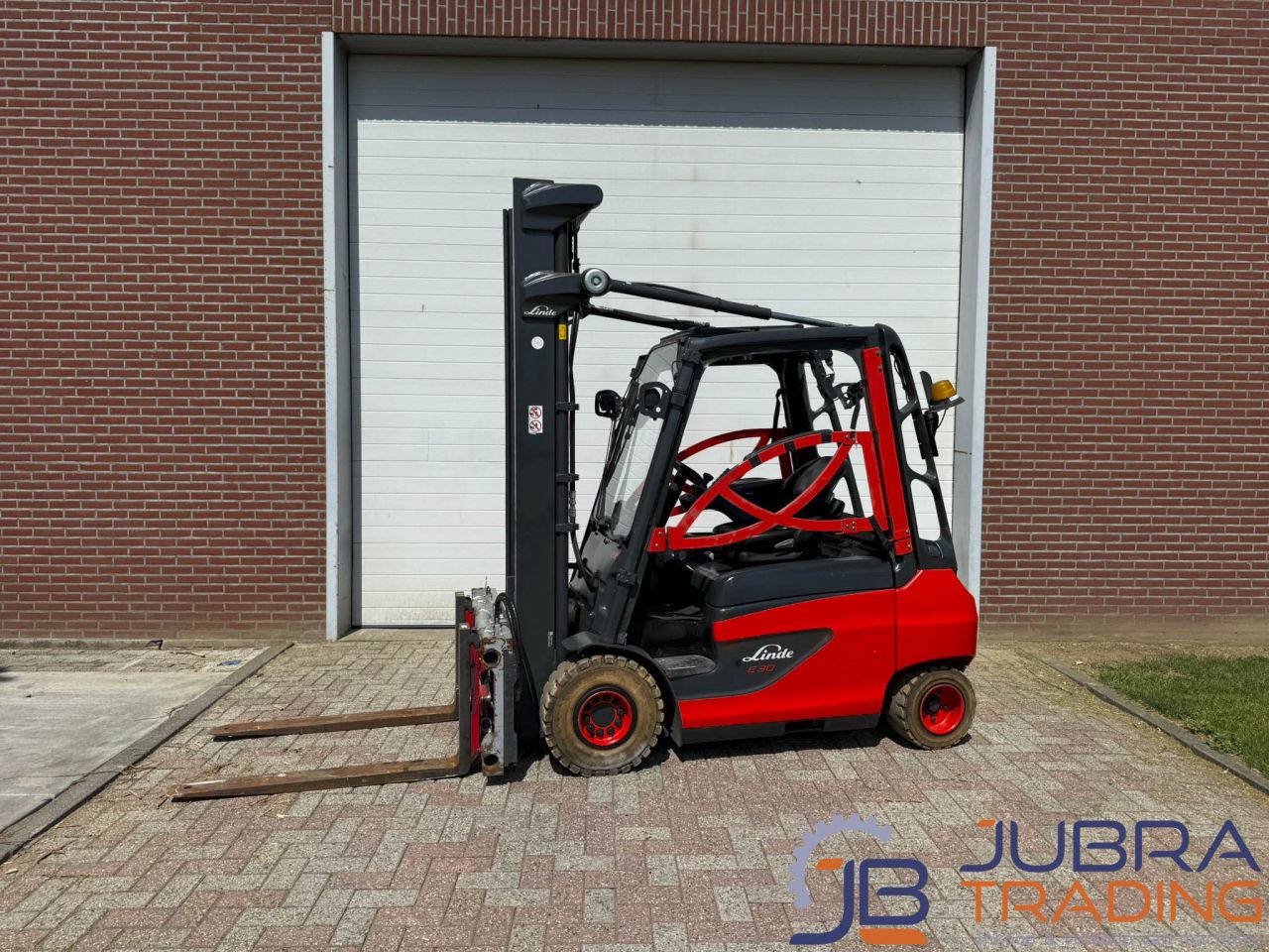 Linde E30-01 Electric Forklift | 2018 | 7637H | 3T | 4.9M